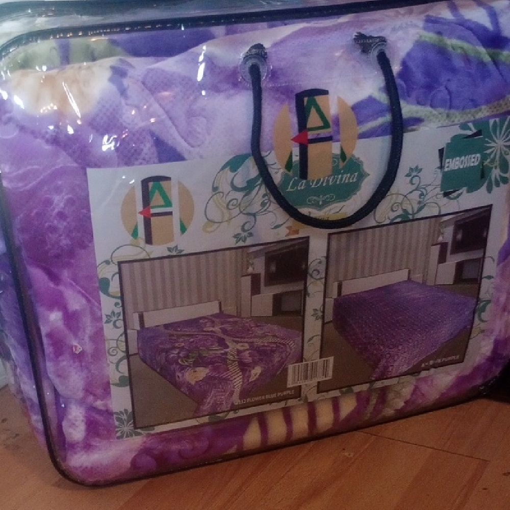 La Divina Blanket